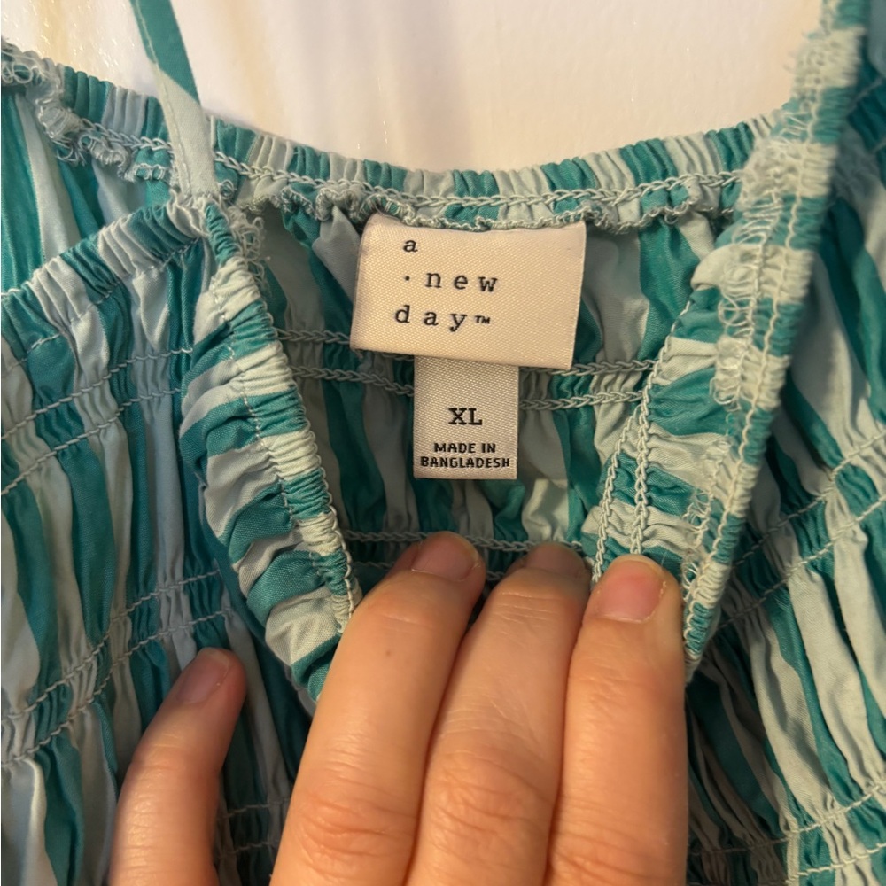 A New Day Turquoise and White Ruched Blouse